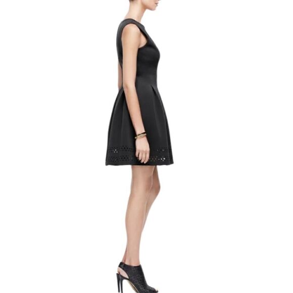 Ann Taylor Black Scuba Pleated Laser Cut Eyelet Mini Dress Size 0 - Picture 3 of 13